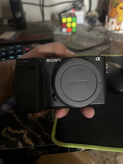 Sony A6400 with sigma lens 16mm f1.4