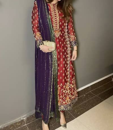 Haris Shakeel Dress (Customized) – Excellent Condition