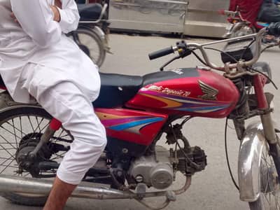 Honda 70 cc all ok 10 model