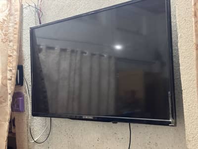 Samsung 32 inch lcd