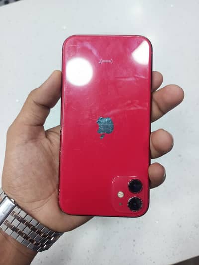iphone 11 for sale condition 10 by 8 and baqi all okay