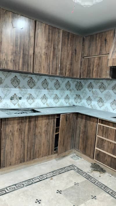 4 Marla flat for rent imperial garden paragon city