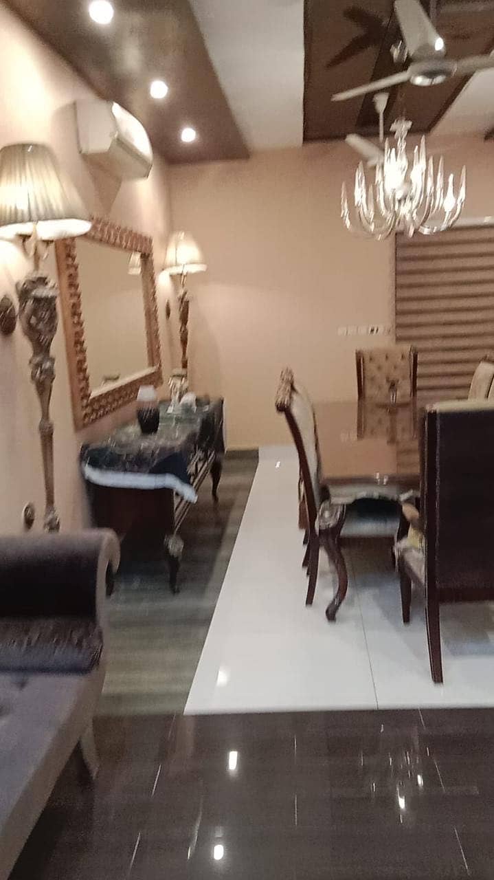 Heaven Dining table 4