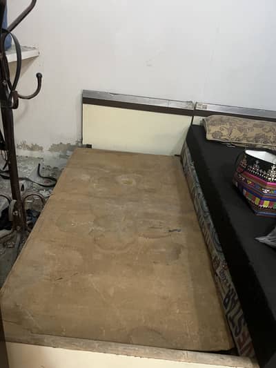 Single bed for sale
