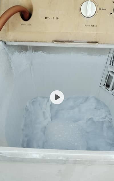 Dawlance washing machine working condition ok
