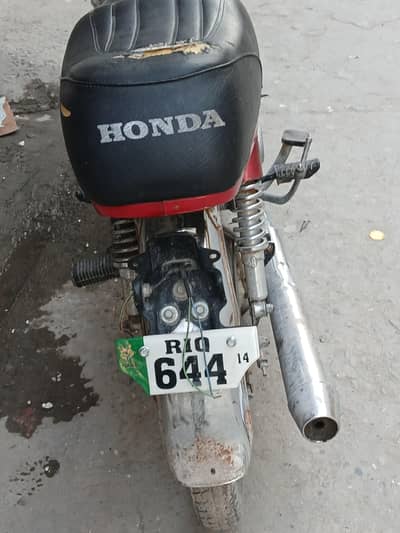 honda cd70 with all documents with biometric contact no 03425186524