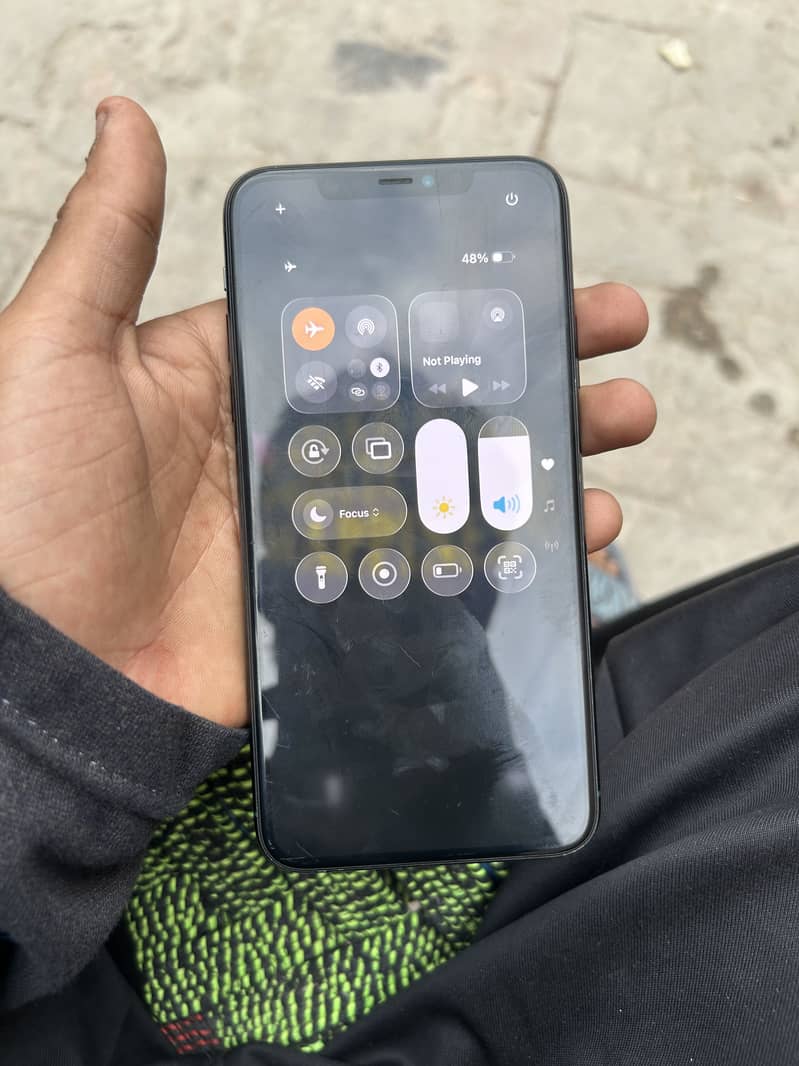iphone 11 pro max 1