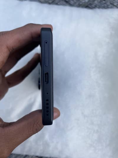 redmi note 13 black colour 10-10 condition with box and charger  8/256