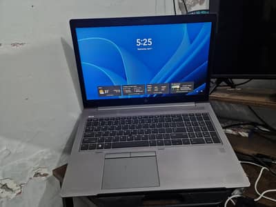 Hp z book i7 8th gen 2GB card