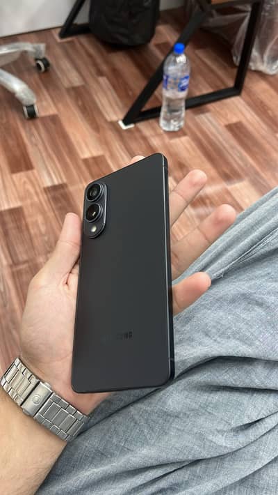 Samsung galaxy S25 edge non pta with box