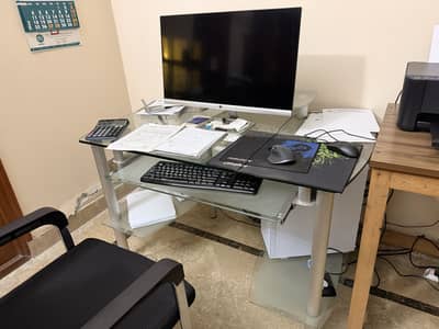 Solid Tempered glass table