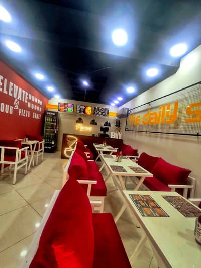 Professional Waiters Required for New Food Outlet (Pepreez)