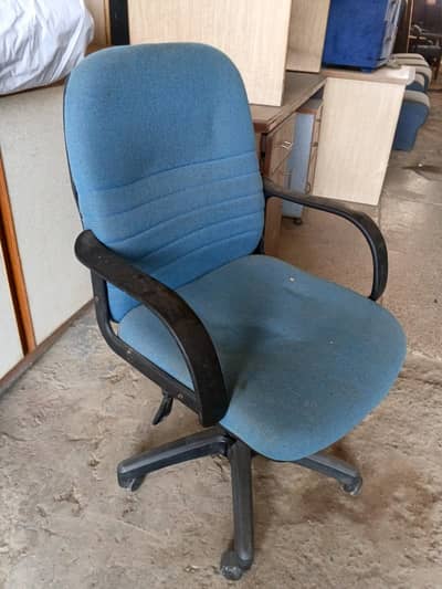 Computer chairs | 2nd hand chairs | Lott chairs available | Chairs