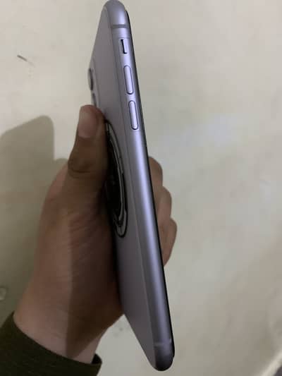iPhone 11jv 64gb
