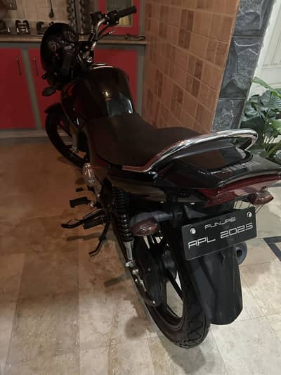 Yamaha YBR 125 2025/26