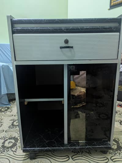 Computer Trolley for Sale – Fresh Condition, No Issues