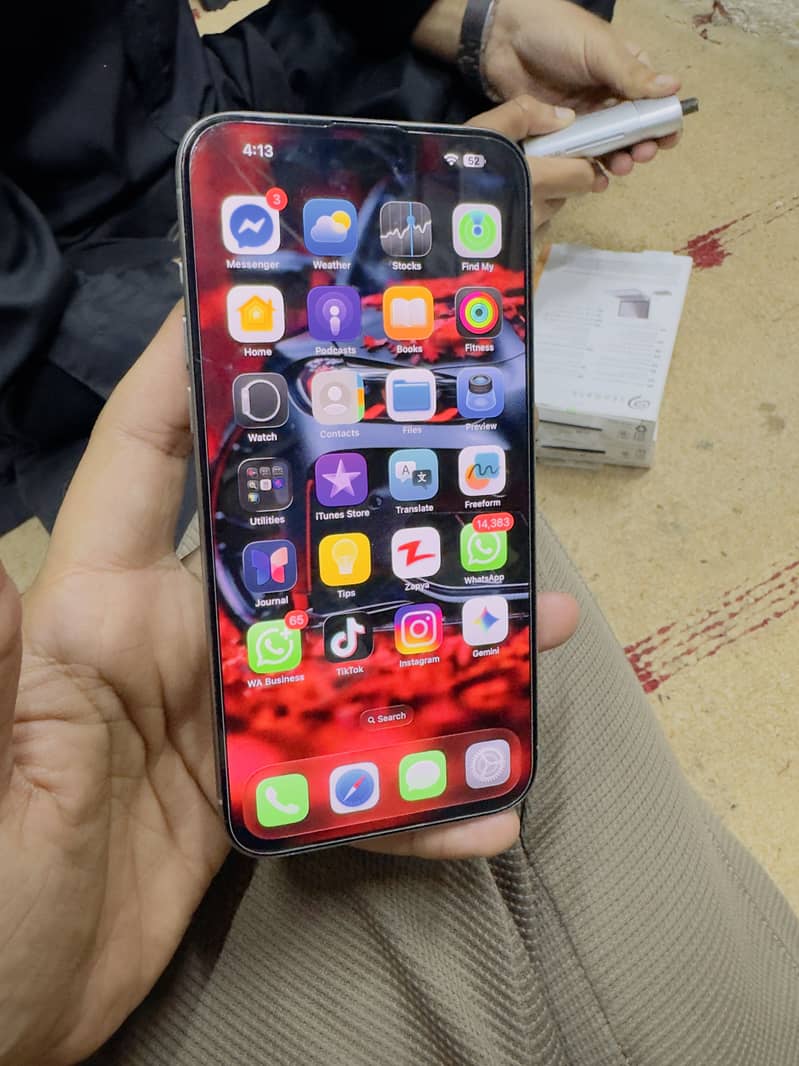 iPhone 15 pro Max 7