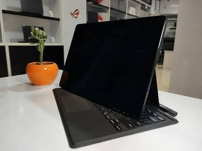 Dell Latitude 5290 2 in 1 i5 7th gen 8gb ddr4 ram 256gb nvme