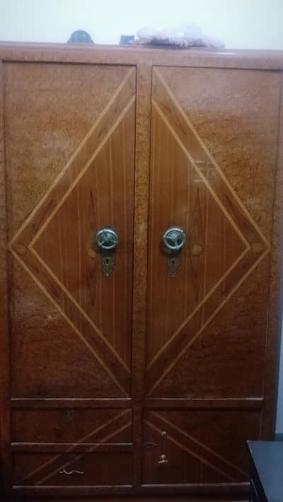 Old designed heavy metal Wardrobe / Weight above than 80 Kg/ Durable