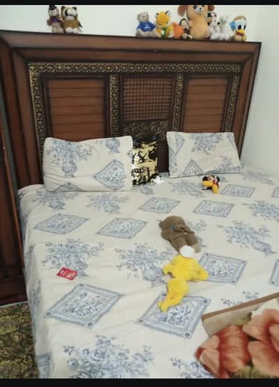 all furniture for sale like new condition