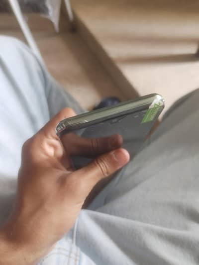 Vivo Y 17 For sale 10 by 10 paper phone