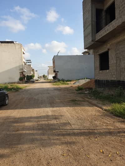 SAADI GARDEN BLK-2 CORNER WEST OPEN 40FT ROAD 120 SQYDS