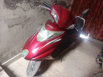 scooty united 100cc model 2022 petrol