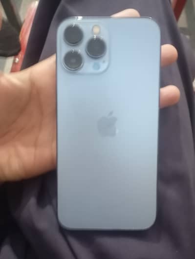 Battery and panel Chung