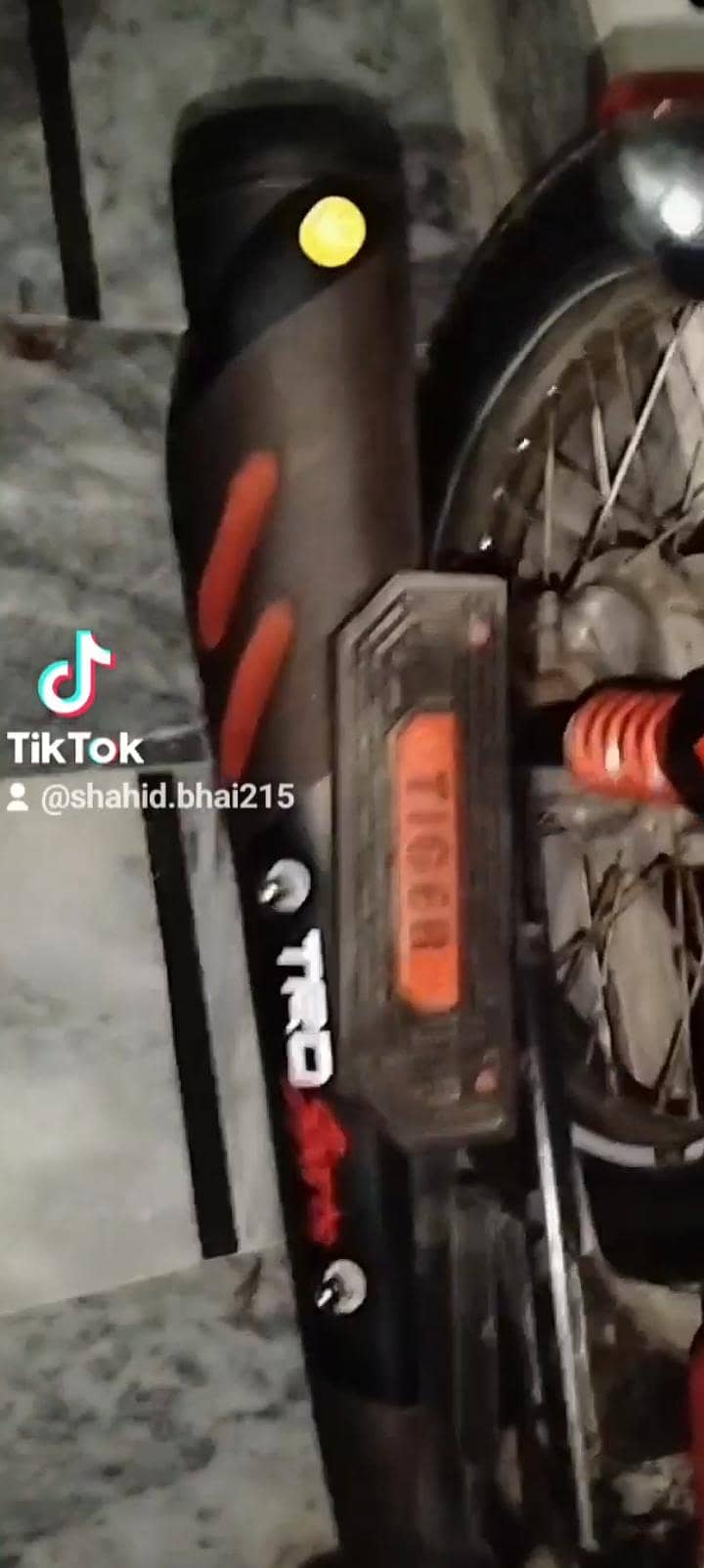 اے ون کنڈیشن 2016 ماڈل 2019 رجسٹریشن بائو میٹرک اوکے پر کاغذ کلیر فائل 0