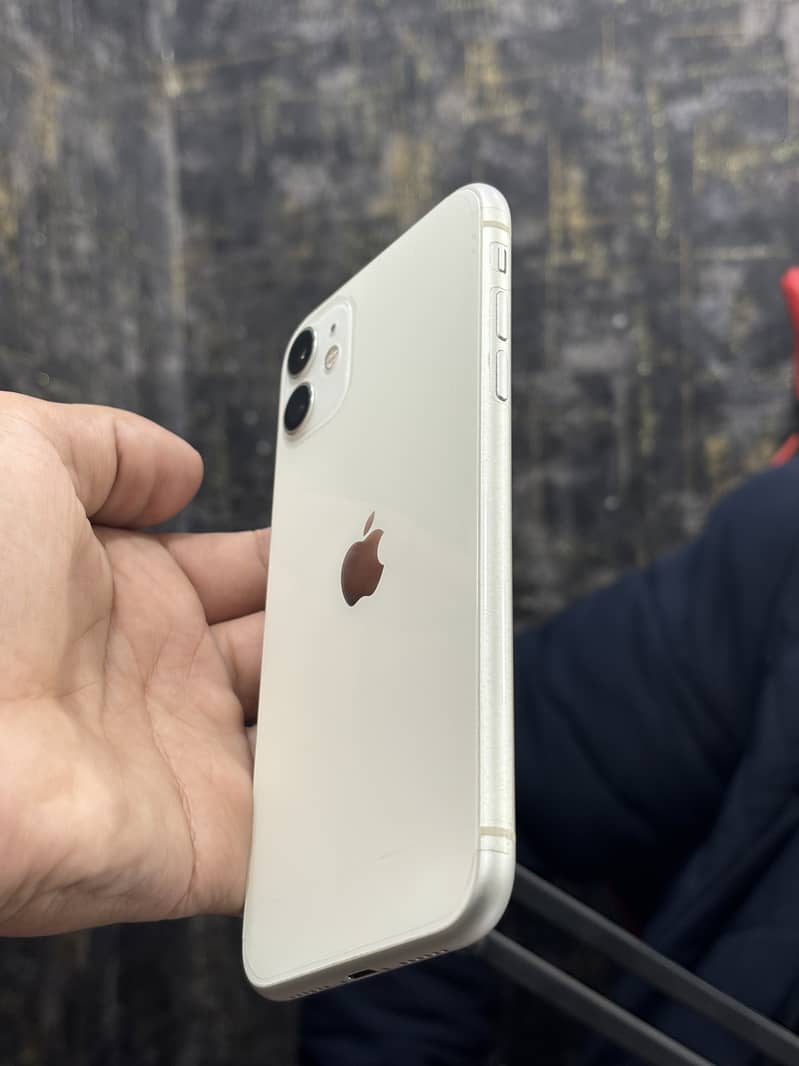 Apple iPhone 11 2