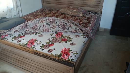 King size bed with mattress for selll