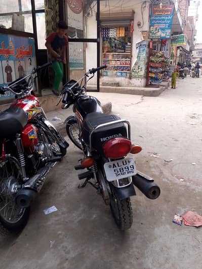 Condition see in pics all jenmen for sale Honda 125 2022 model