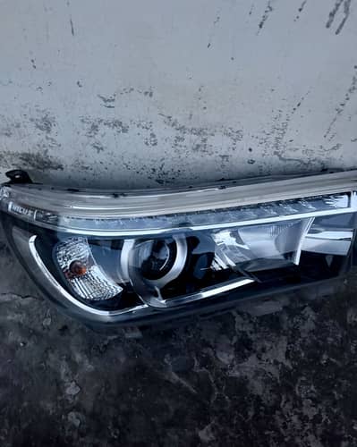 Toyota Revo 2018 headlights