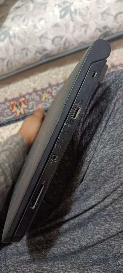 Dell Latitude 3340 Core i3 + ViewSonic 17 LCD 75 hz / Full desktop