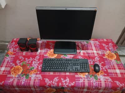 بہت اچھا سیٹ اپ ھے بس پیسوں کی ضرورت ہے اس لیے سیل کر رہا ہوں