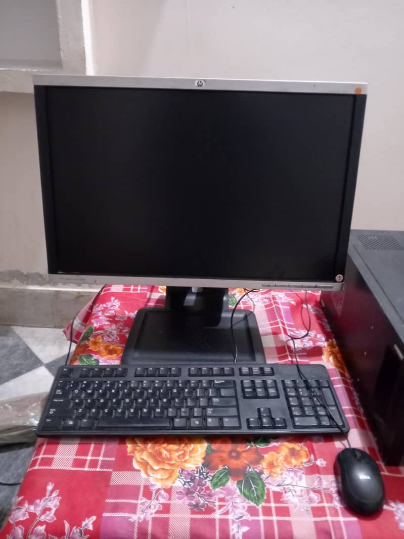 بہت اچھا سیٹ اپ ھے بس پیسوں کی ضرورت ہے اس لیے سیل کر رہا ہوں 2