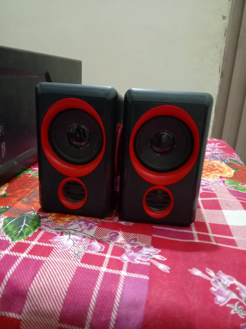 بہت اچھا سیٹ اپ ھے بس پیسوں کی ضرورت ہے اس لیے سیل کر رہا ہوں 4