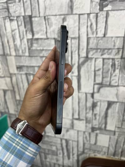 IPHONE 15 PRO MAX 256GB JV