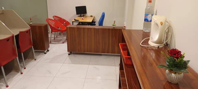 Furnished Office to Share in Bahria Ideal for Ecom,DigtalMkt OnlineBiz