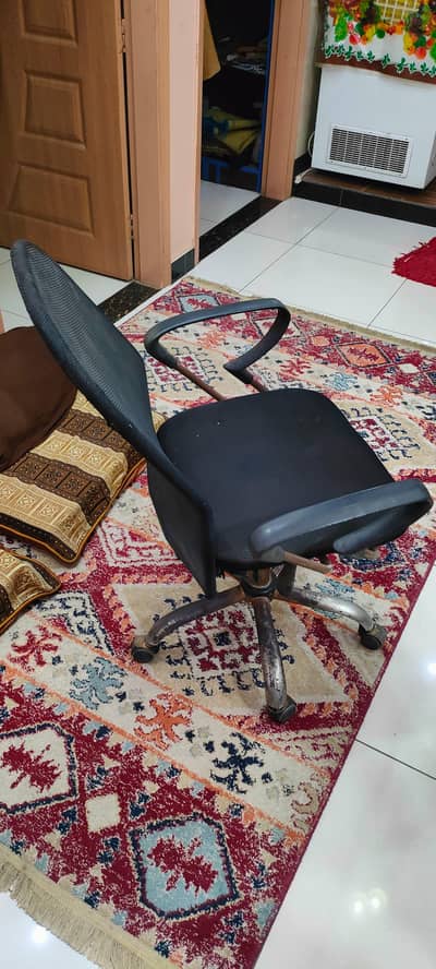 Computer Chair In Good Condition