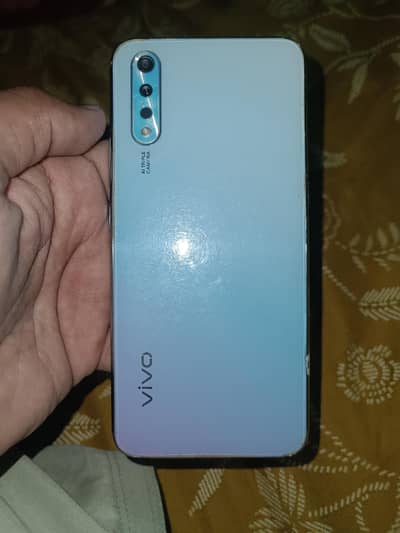 vivo s1