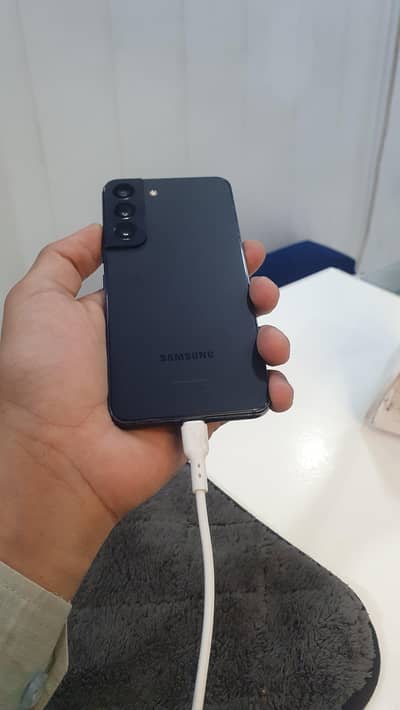 samsung s22 pta approved 8/128GB