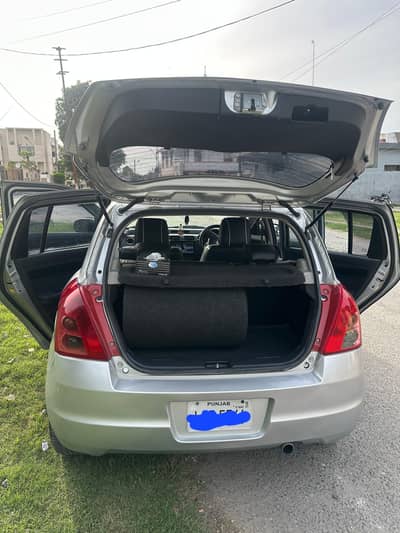 Suzuki swift DLX