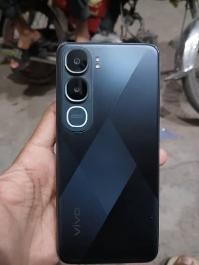 y21D brand new 11 month warrnty  03117194528