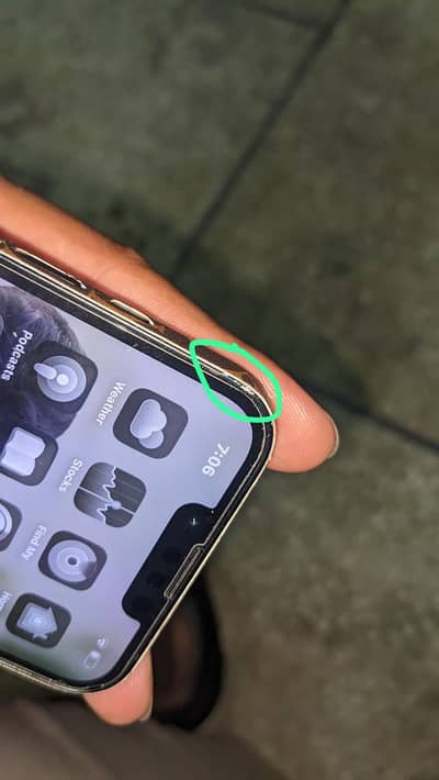 iPhone 16e in warranty