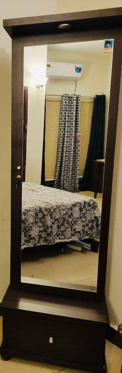 TV Console and dressing table 2