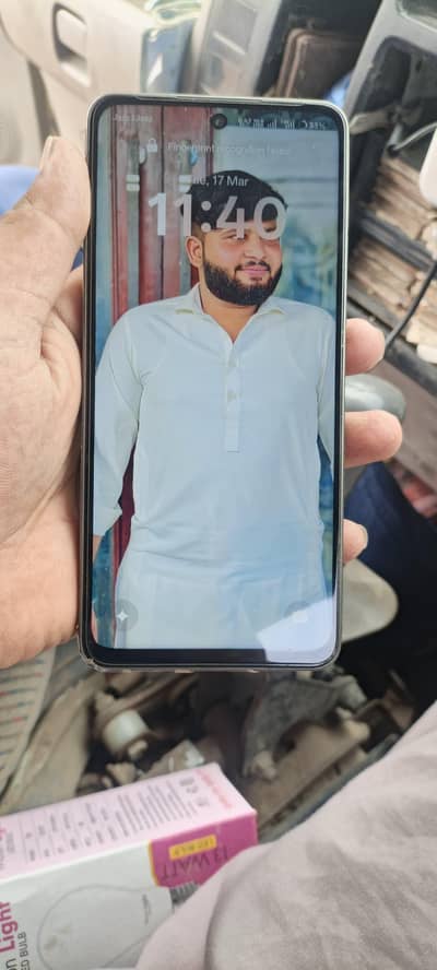 oppo a5pro good condition 8+8  256gb full box