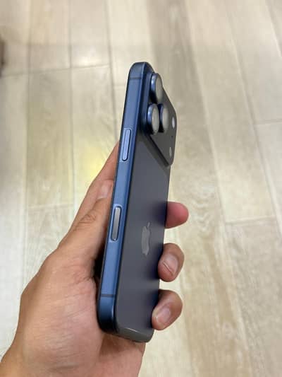 Iphone 17 pro blue colour