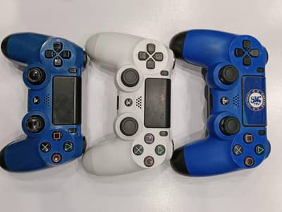 PS4 controllers used