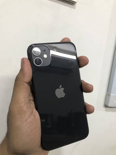 Iphone 11 64-GB Battery Health 83 water sealed All ok